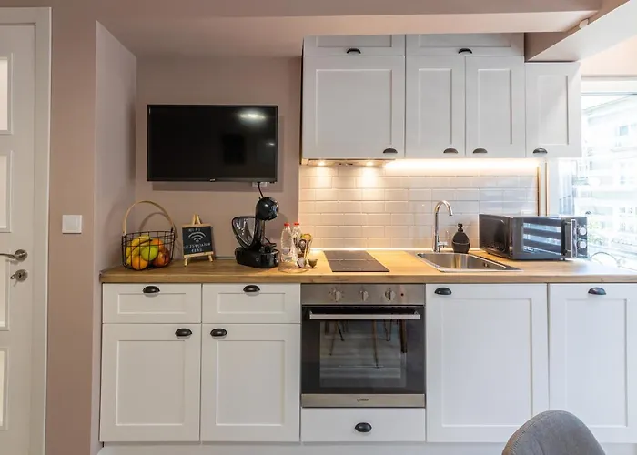 Great Location * Warna