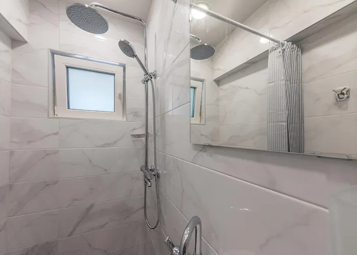 Great Location ヴァルナ