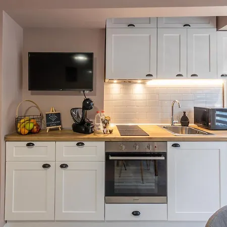 Great Location * Varna