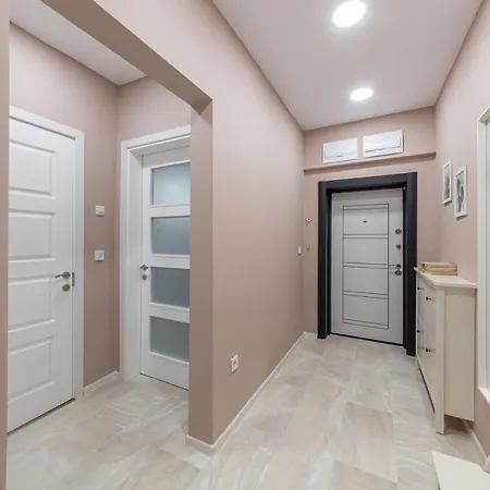Apartment Great Location Varna
